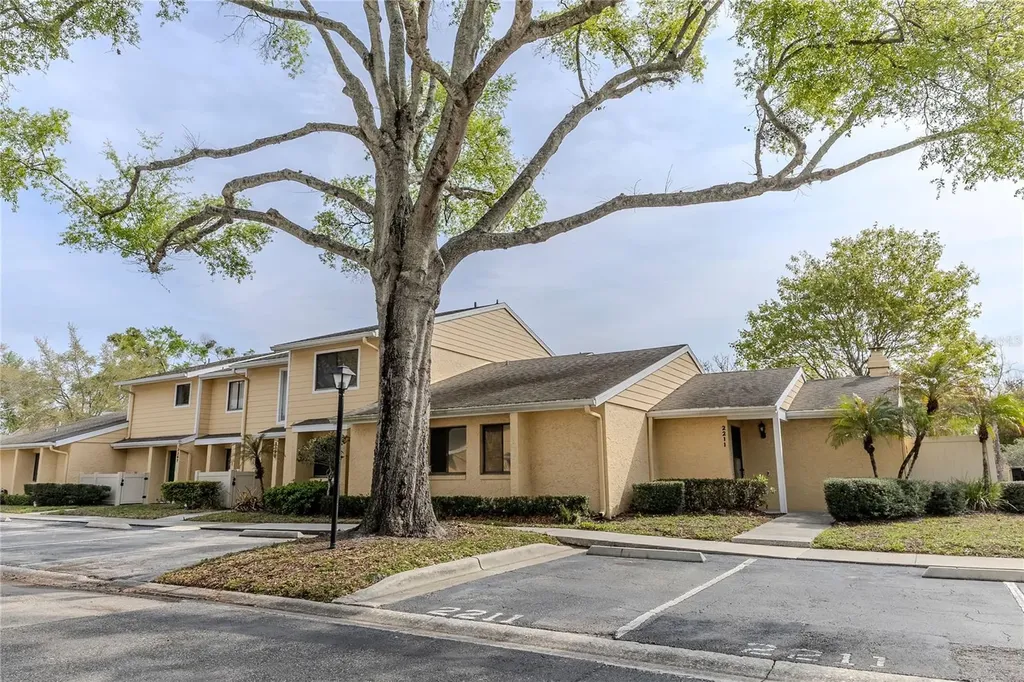 2211 Mcmahon Court Orlando FL 32812