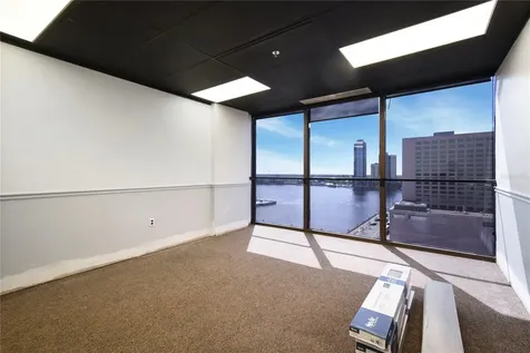 233 E Bay Street Jacksonville FL 32202