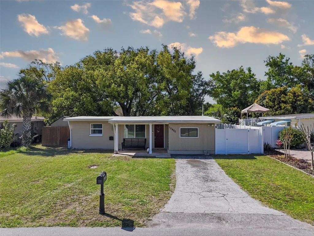 10480 111th Avenue Largo FL 33773