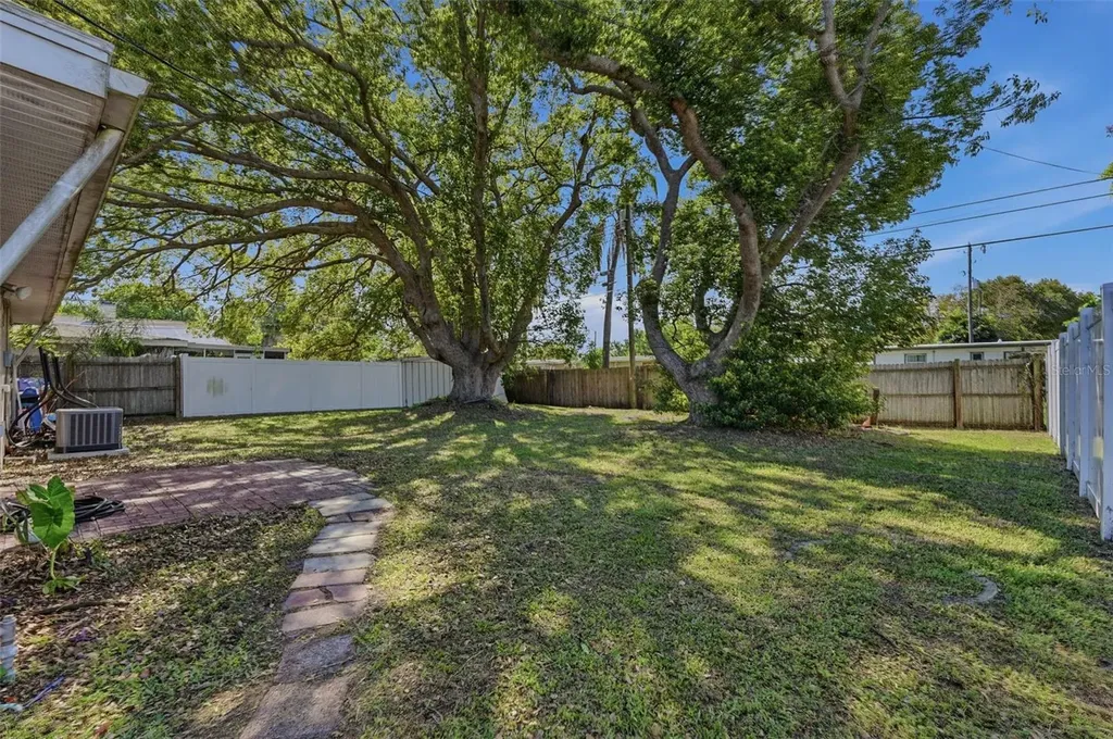 10480 111th Avenue Largo FL 33773