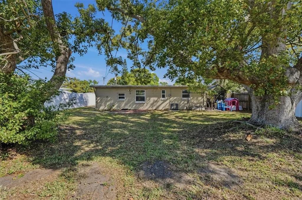 10480 111th Avenue Largo FL 33773