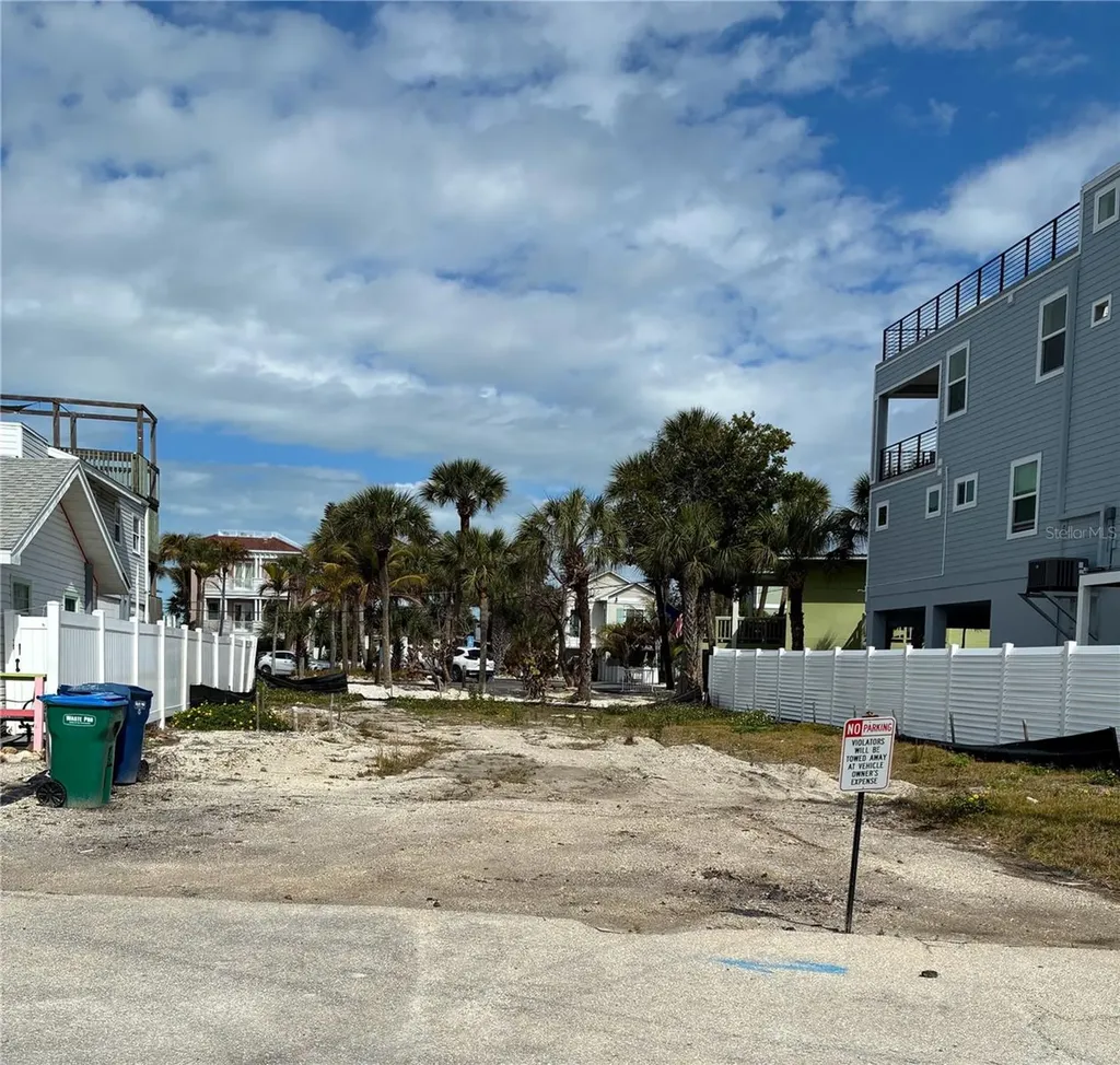 104 1st Street N Bradenton Beach FL 34217
