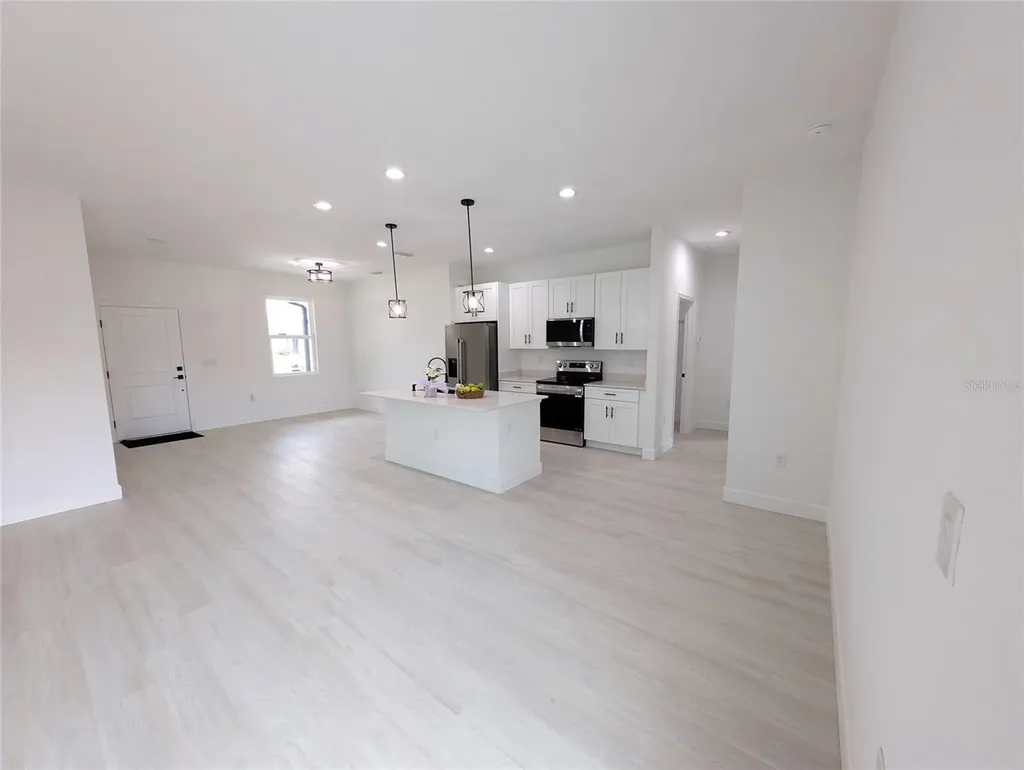 7097 Bougainvillea Street Englewood FL 34224