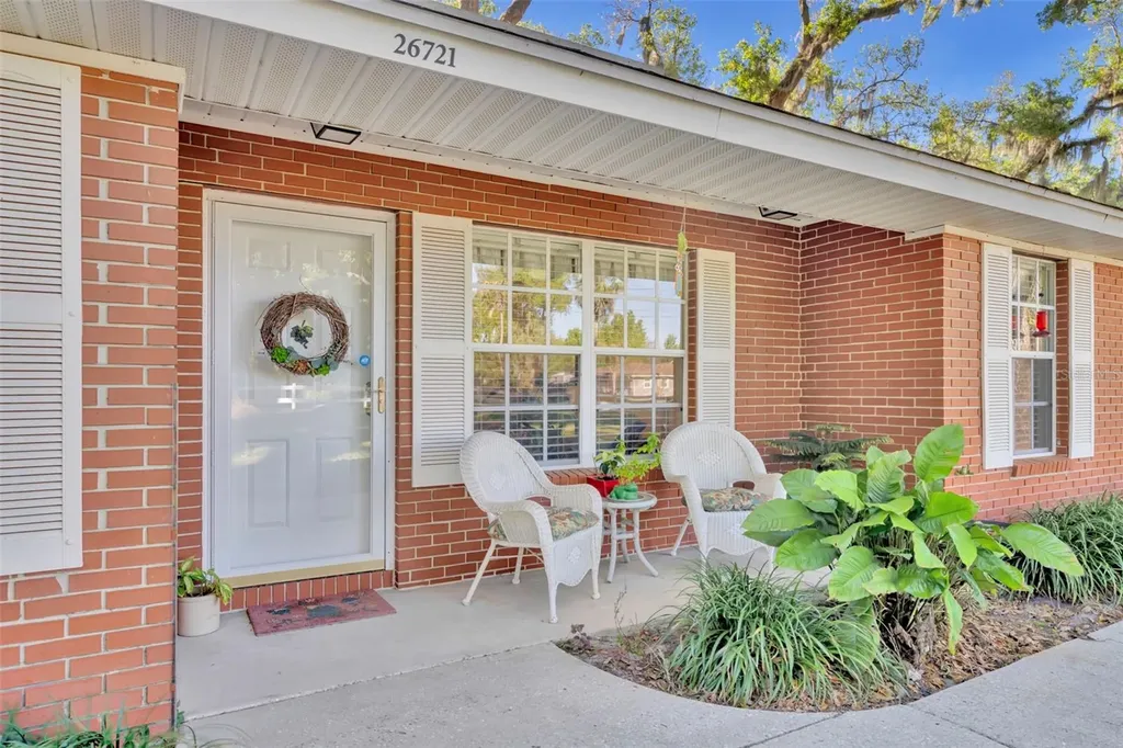 26721 Bloomfield Avenue Yalaha FL 34797