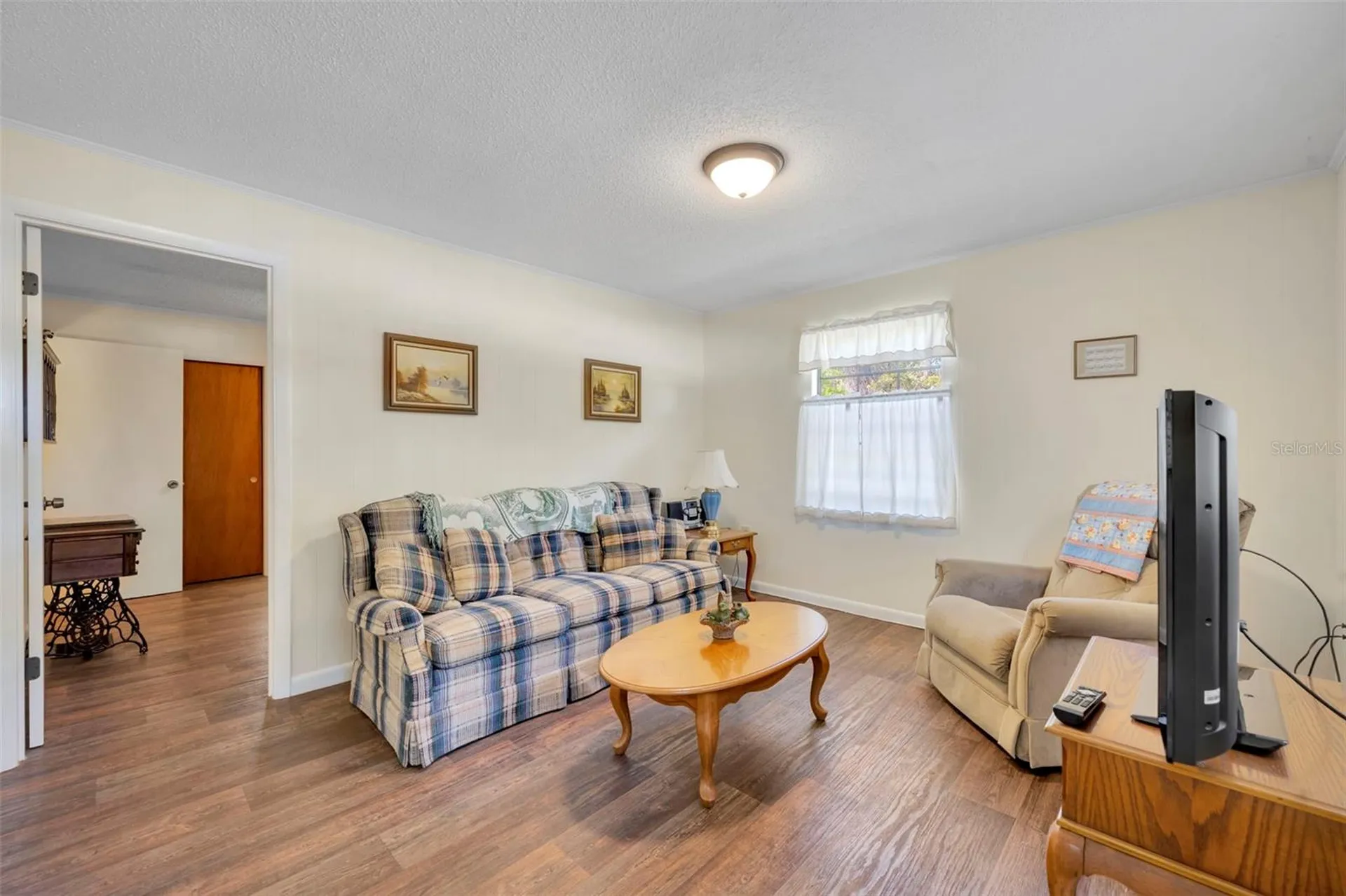 26721 Bloomfield Avenue Yalaha FL 34797