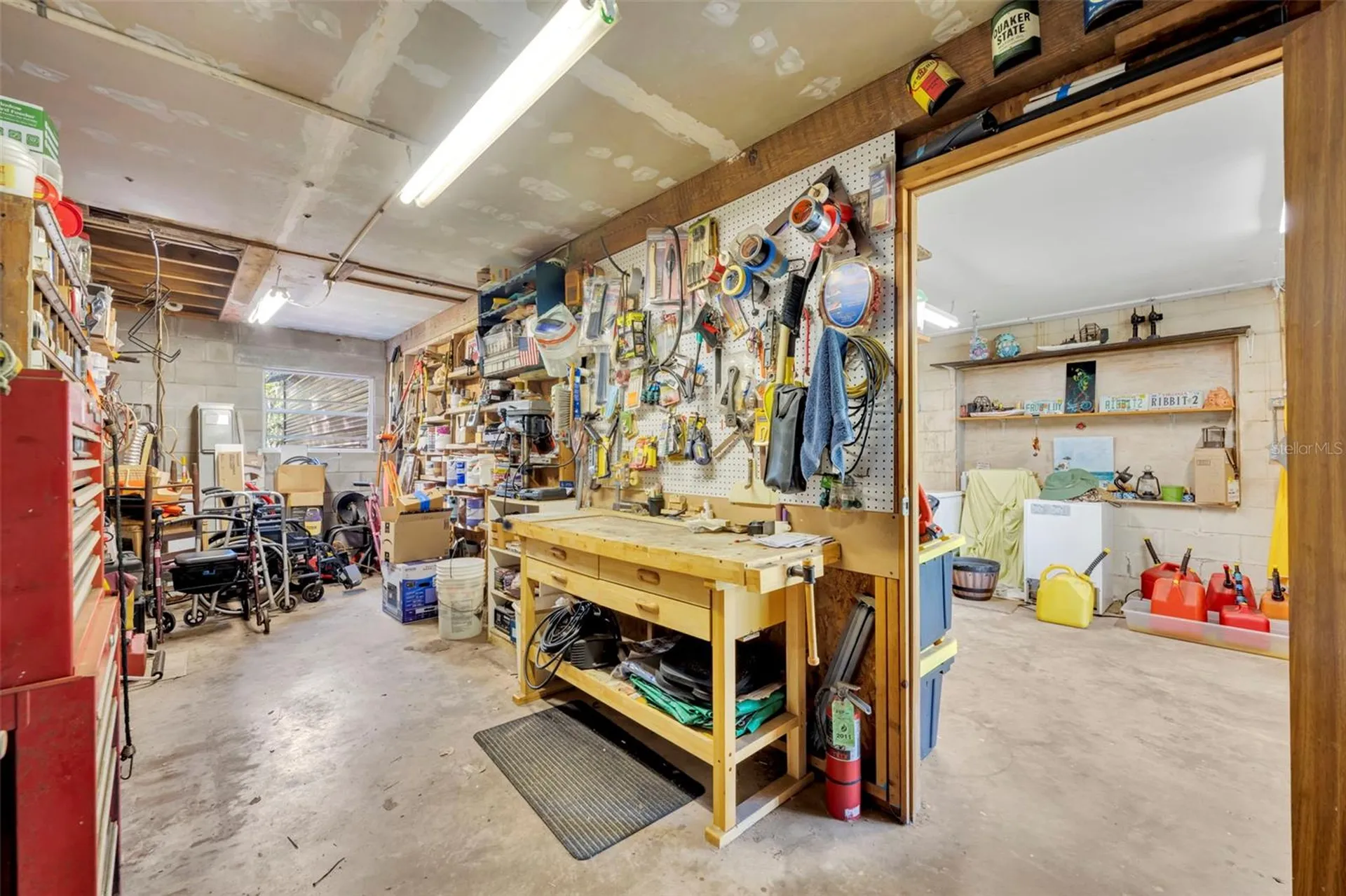 26721 Bloomfield Avenue Yalaha FL 34797