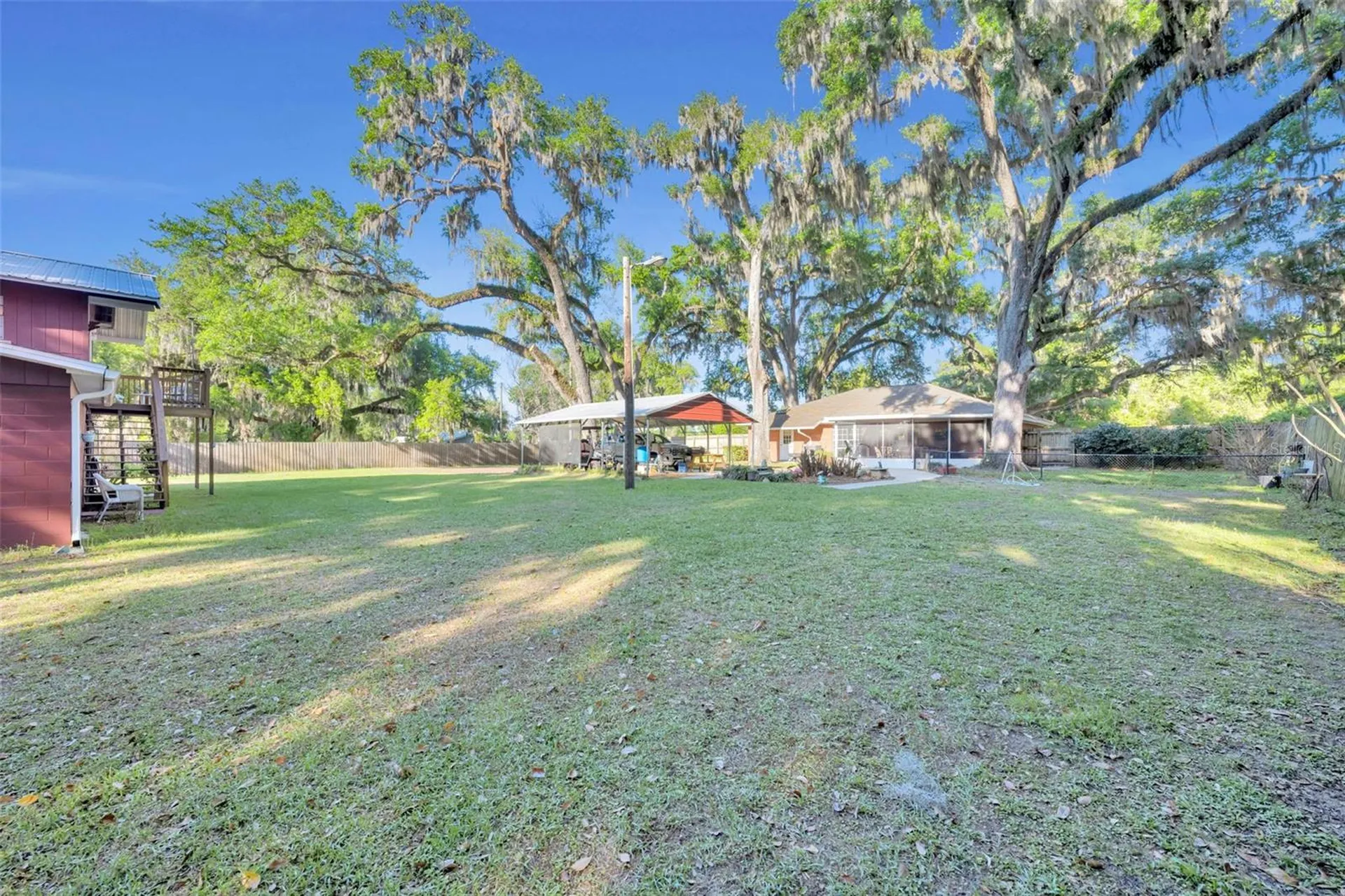 26721 Bloomfield Avenue Yalaha FL 34797