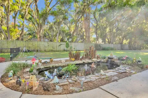 26721 Bloomfield Avenue Yalaha FL 34797