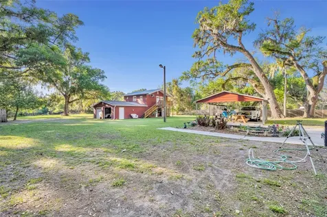 26721 Bloomfield Avenue Yalaha FL 34797