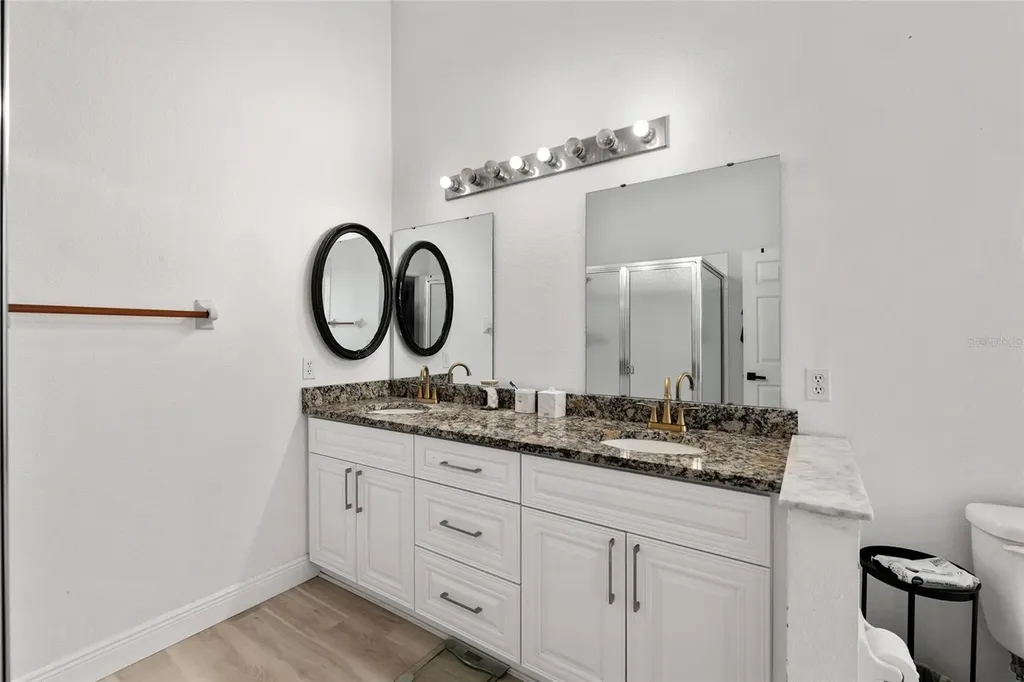 306 Oak Track Radial Ocala FL 34472