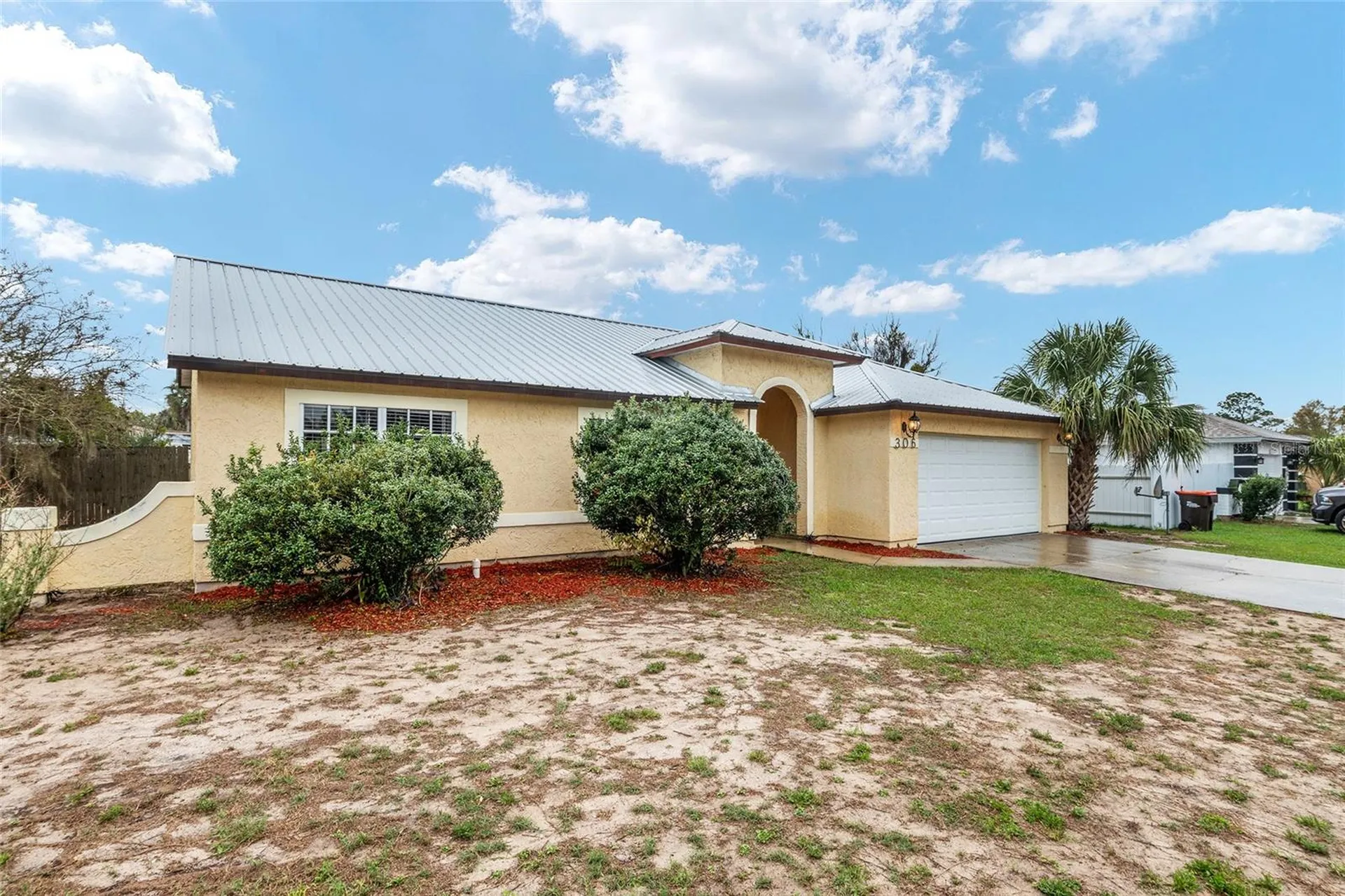 306 Oak Track Radial Ocala FL 34472