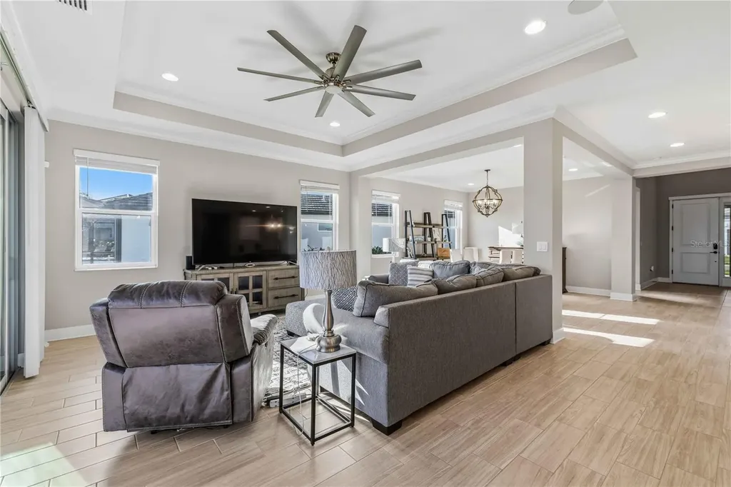 17109 Sweetwater Village Drive Lakewood Ranch FL 34211