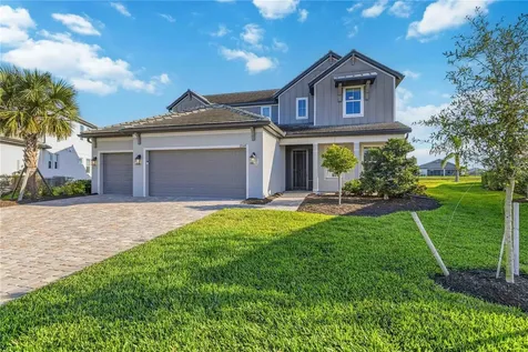 17109 Sweetwater Village Drive Lakewood Ranch FL 34211