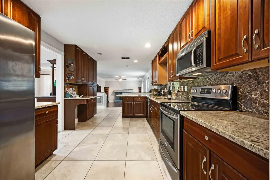 1035 Old Polk City Road Lakeland FL 33809