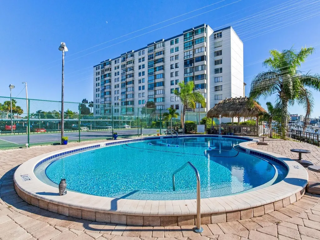 660 Island Way Clearwater Beach FL 33767