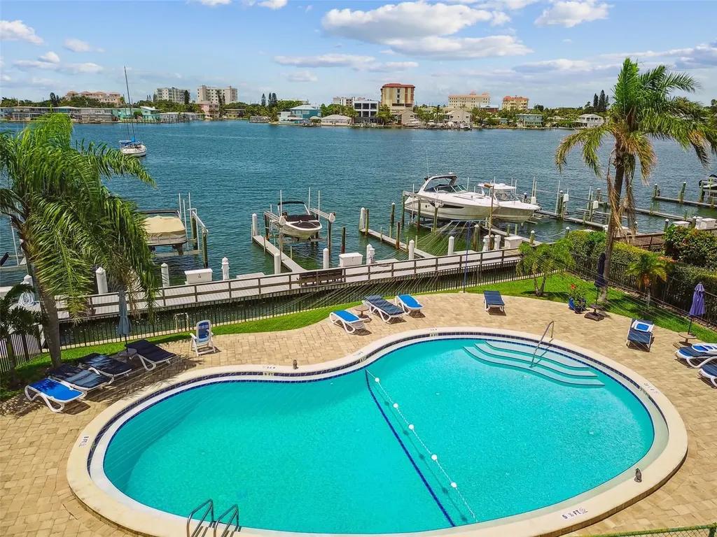 660 Island Way Clearwater Beach FL 33767