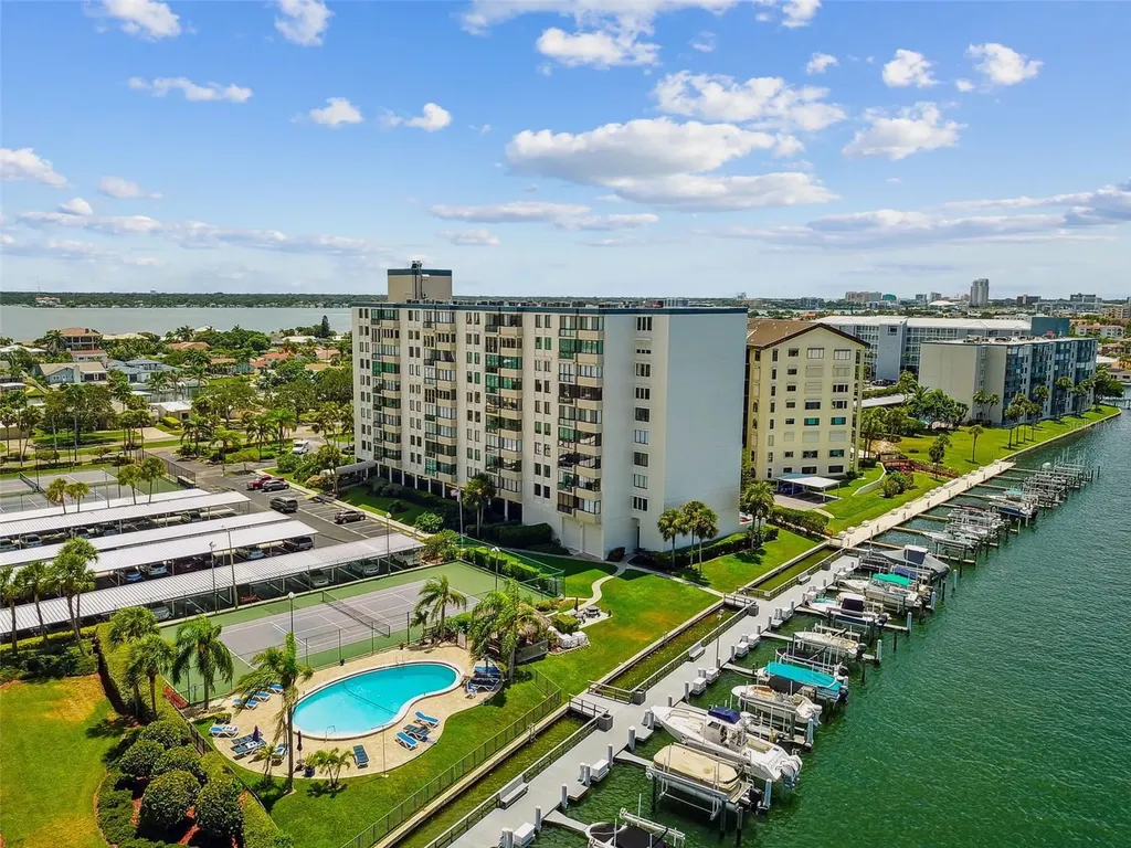660 Island Way Clearwater Beach FL 33767