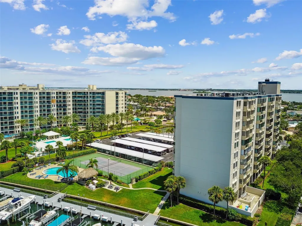 660 Island Way Clearwater Beach FL 33767
