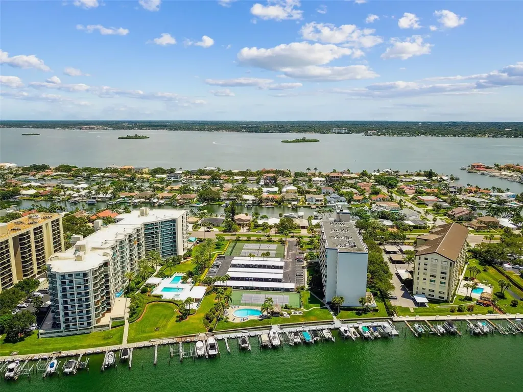 660 Island Way Clearwater Beach FL 33767