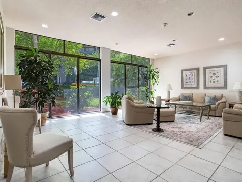 660 Island Way Clearwater Beach FL 33767