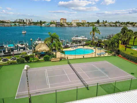 660 Island Way Clearwater Beach FL 33767