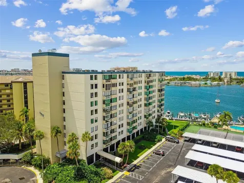 660 Island Way Clearwater Beach FL 33767