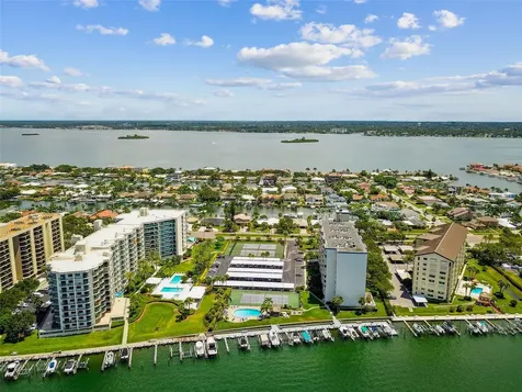 660 Island Way Clearwater Beach FL 33767