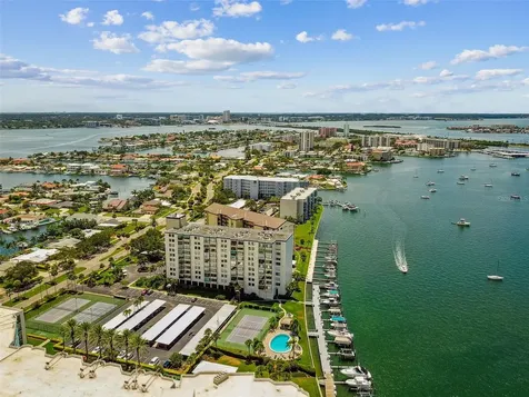 660 Island Way Clearwater Beach FL 33767
