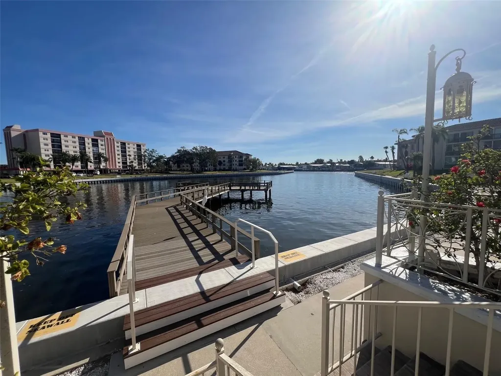 19029 Us Highway 19 N Clearwater FL 33764