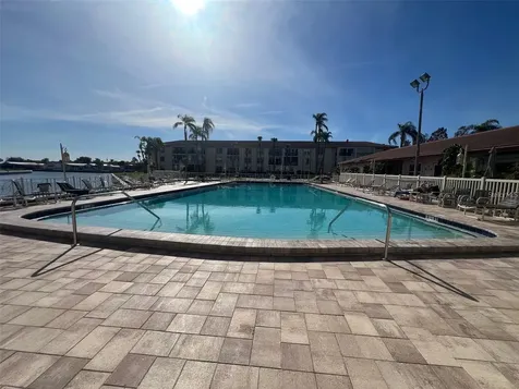 19029 Us Highway 19 N Clearwater FL 33764