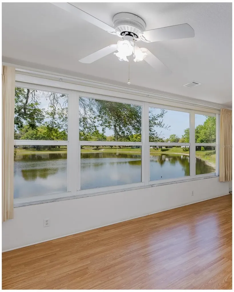 8330 Divot Way Port Richey FL 34668