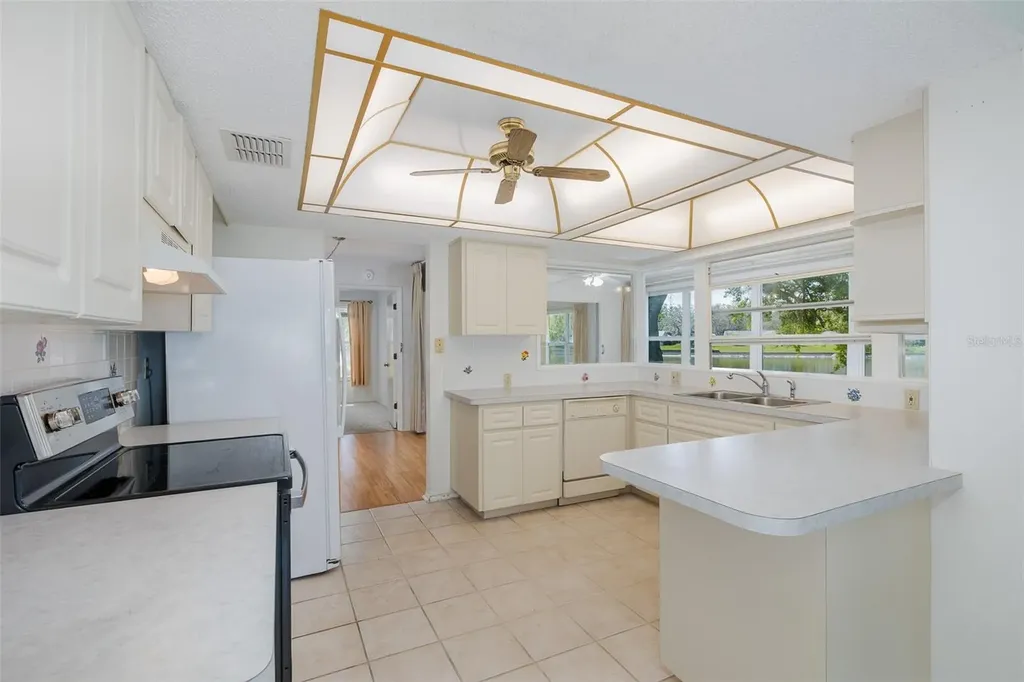 8330 Divot Way Port Richey FL 34668