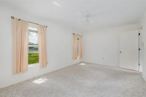 8330 Divot Way Port Richey FL 34668