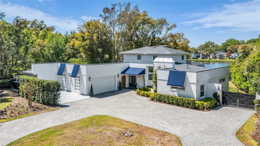 112 Laken Lane Orlando FL 32804