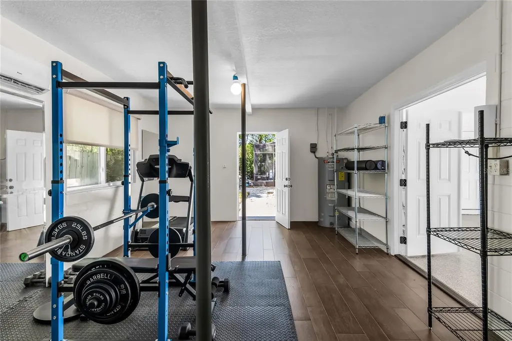 112 Laken Lane Orlando FL 32804
