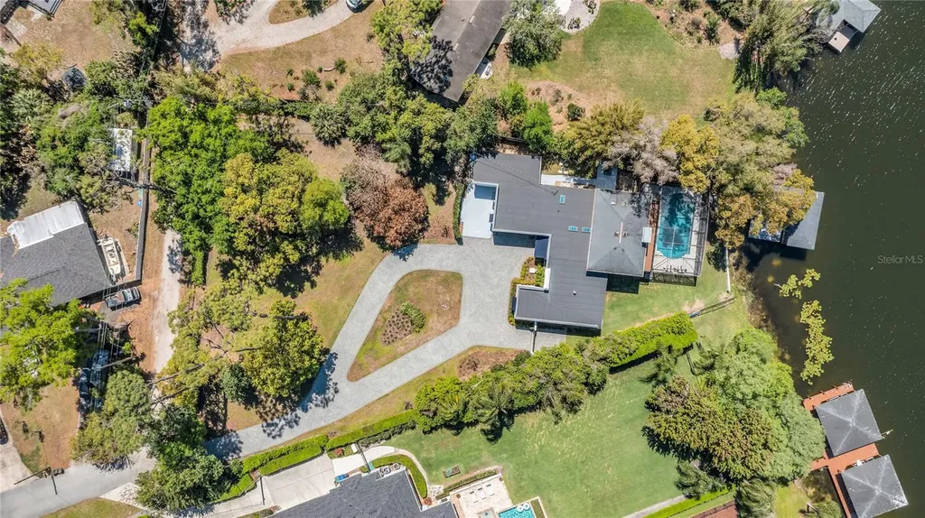 112 Laken Lane Orlando FL 32804