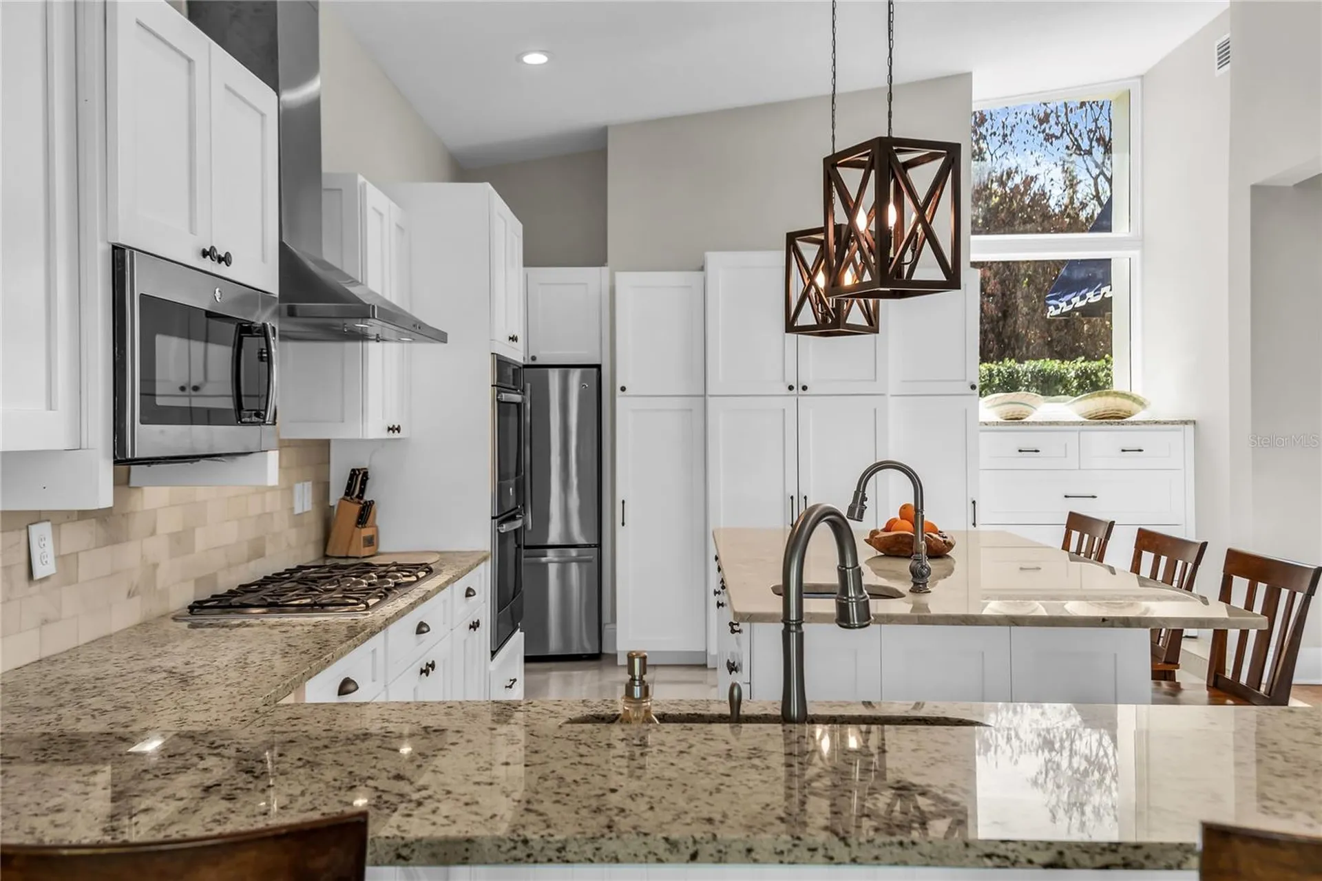 112 Laken Lane Orlando FL 32804