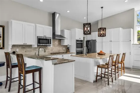 112 Laken Lane Orlando FL 32804