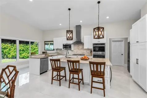 112 Laken Lane Orlando FL 32804