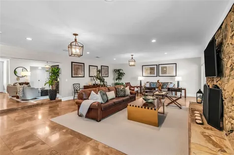 112 Laken Lane Orlando FL 32804
