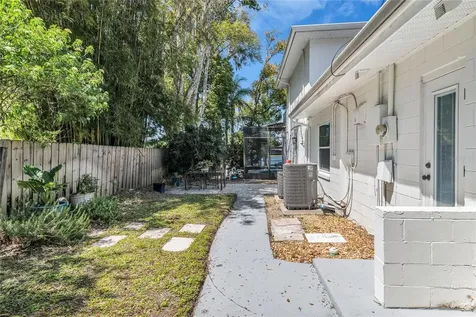 112 Laken Lane Orlando FL 32804