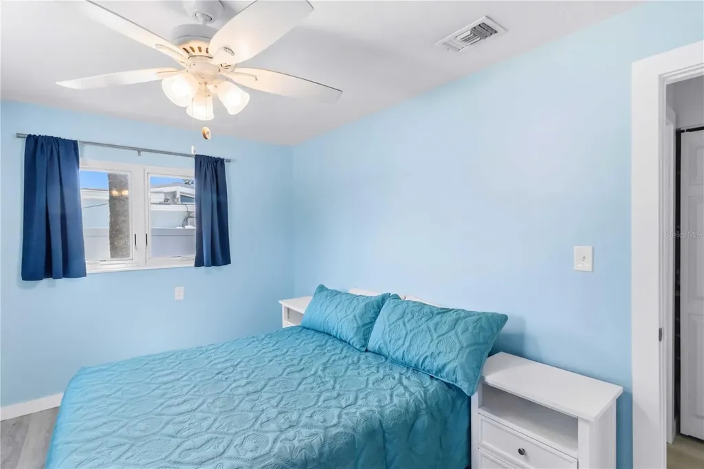 327 39th Avenue St Pete Beach FL 33706