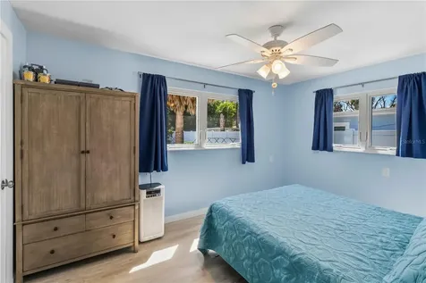 327 39th Avenue St Pete Beach FL 33706