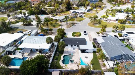 327 39th Avenue St Pete Beach FL 33706