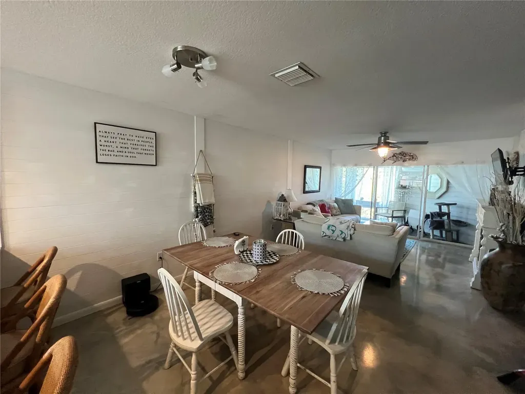 1500 Sunset Road Tarpon Springs FL 34689