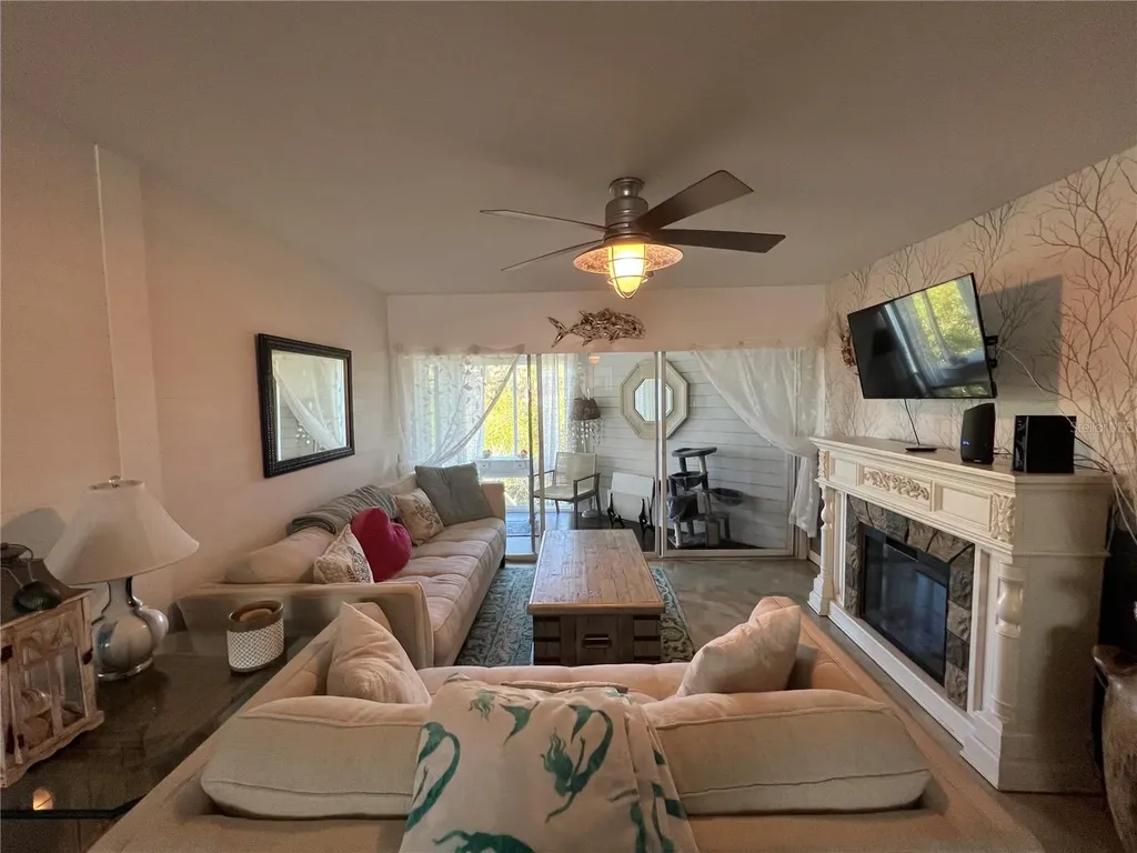 1500 Sunset Road Tarpon Springs FL 34689