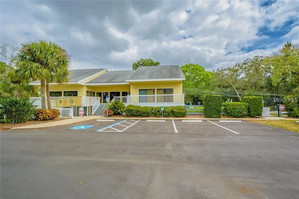 1500 Sunset Road Tarpon Springs FL 34689