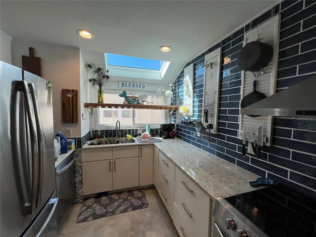 1500 Sunset Road Tarpon Springs FL 34689