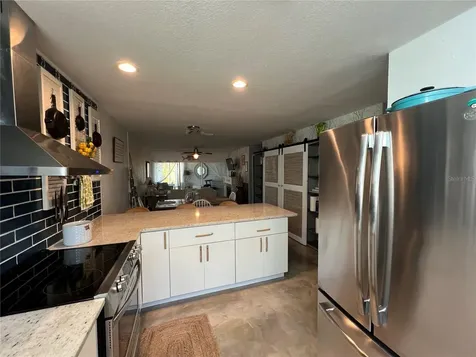 1500 Sunset Road Tarpon Springs FL 34689