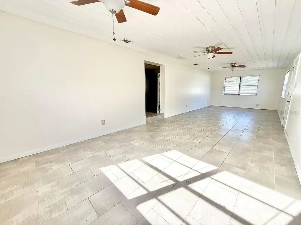 4109 W Wallace Avenue Tampa FL 33611